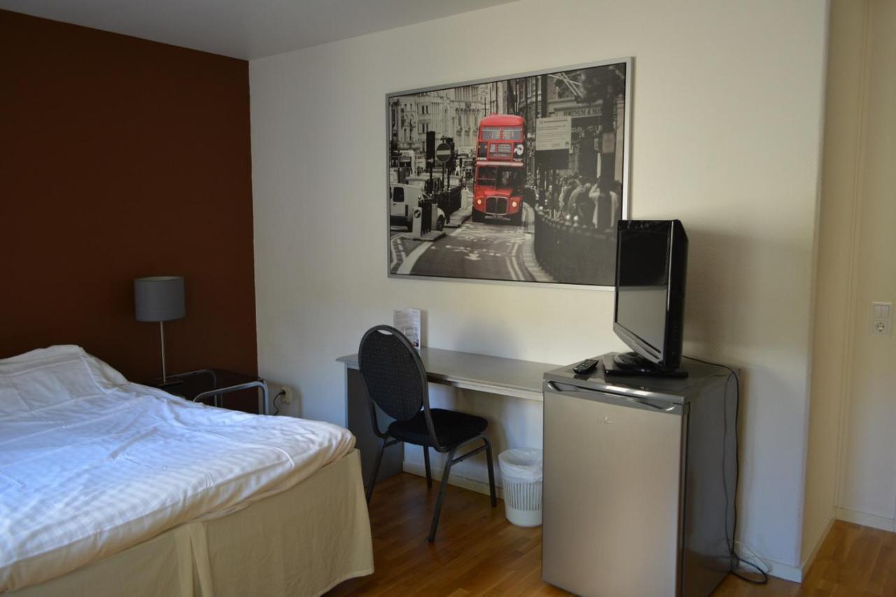 Hotell Natti Natti ハルムスタッド エクステリア 写真