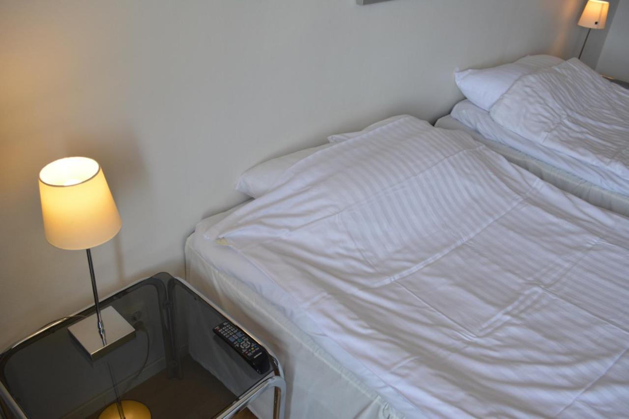 Hotell Natti Natti ハルムスタッド エクステリア 写真