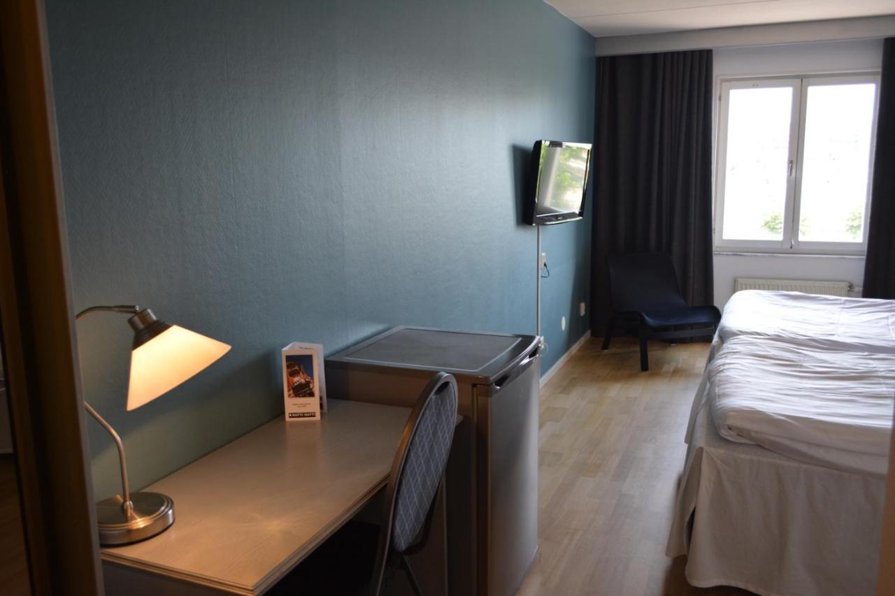 Hotell Natti Natti ハルムスタッド エクステリア 写真